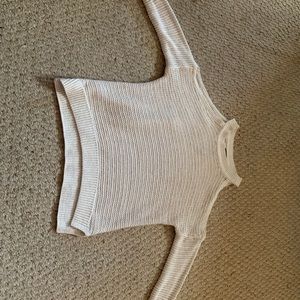 Long sleeve, shoulder-less shirt
